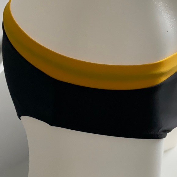 Super cute men’s swim briefs - Picture 2 of 9